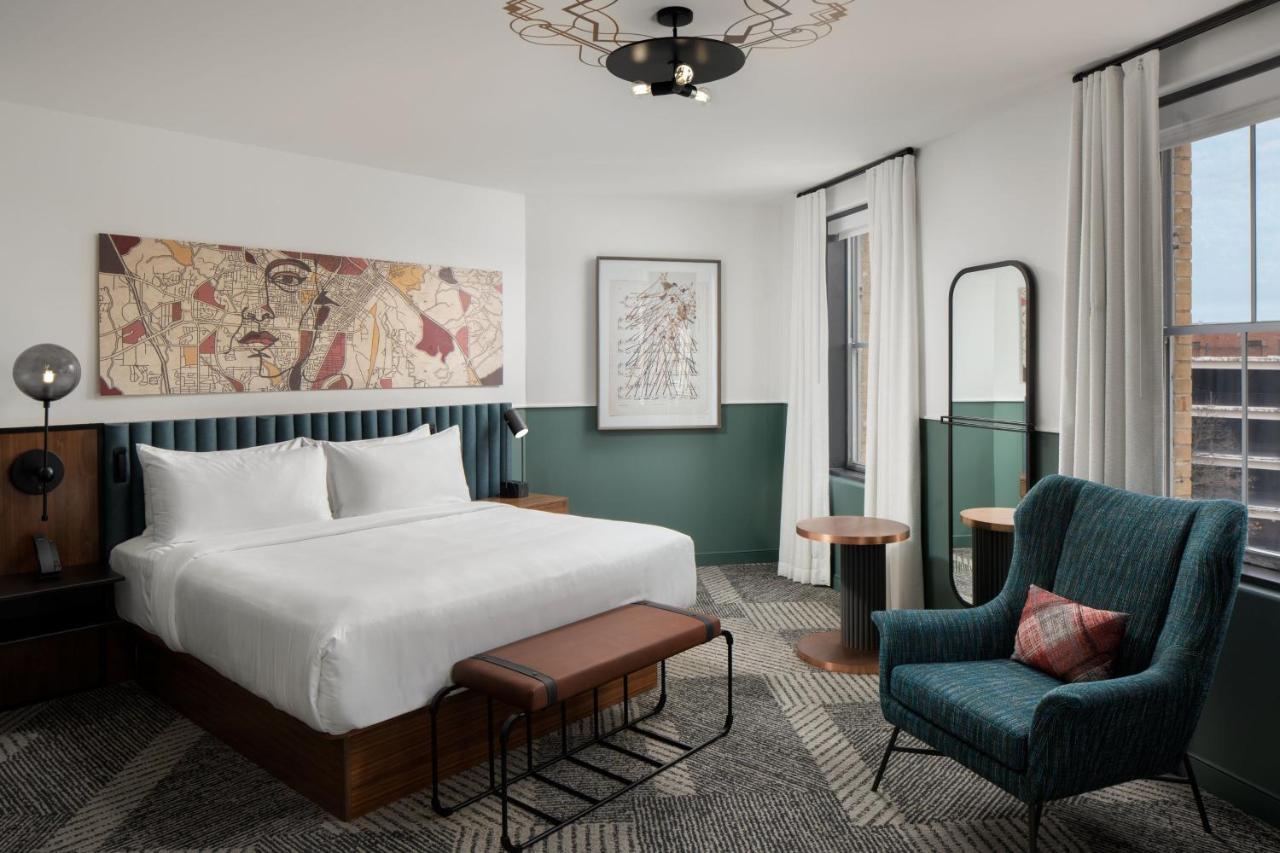 King Room,1348719428:JPEG